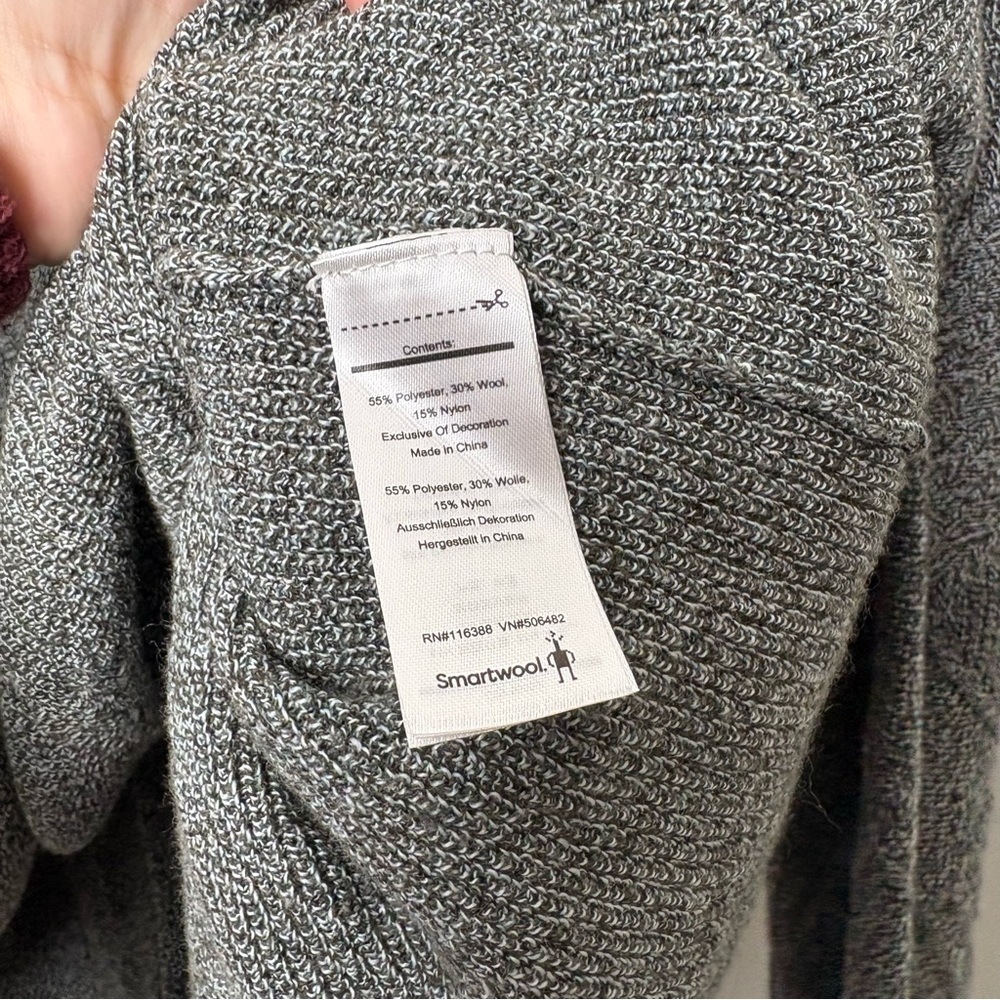 Smartwool Shadow Pine Cable Wool V-Neck Sweater - Picture 3 of 6